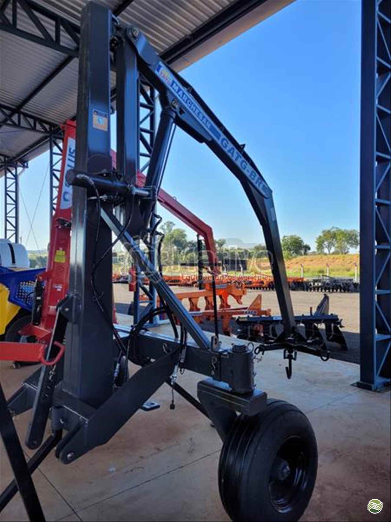 IMPLEMENTOS AGRICOLAS GUINCHO GUINCHO 1000 Kg Mative Equipamentos Agrícolas  MARTINOPOLIS SÃO PAULO SP